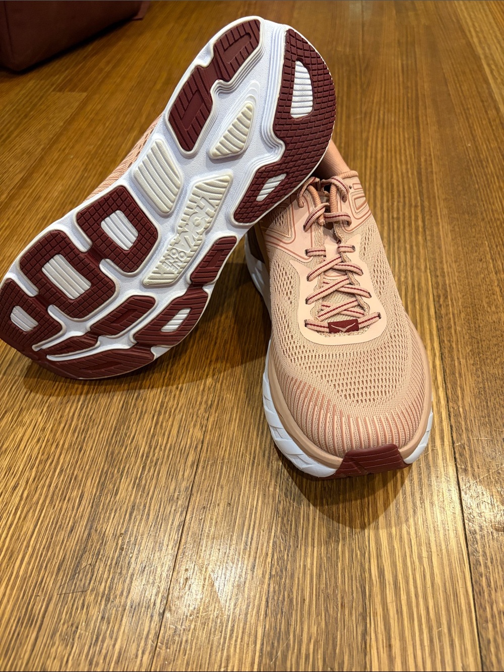HOKA Bondi 7 Women’s Running Shoes Size 10.5 Peach/Burgundy - Picture 4 of 5